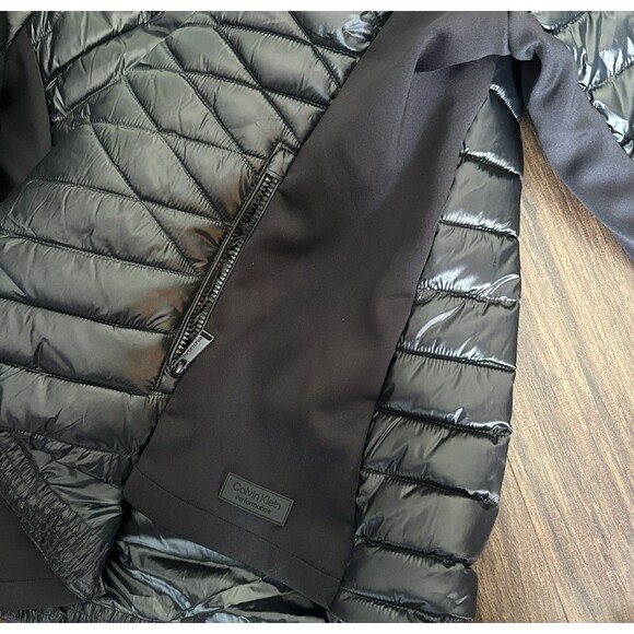 Calvin Klein Performance Women's Plus Size Hooded Faux-Fur-Trim Quilted Coat 1X - Picture 5 of 11